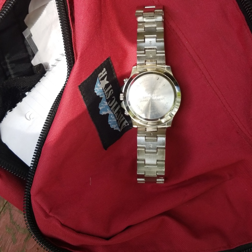 Watch - Picture 2 of 2